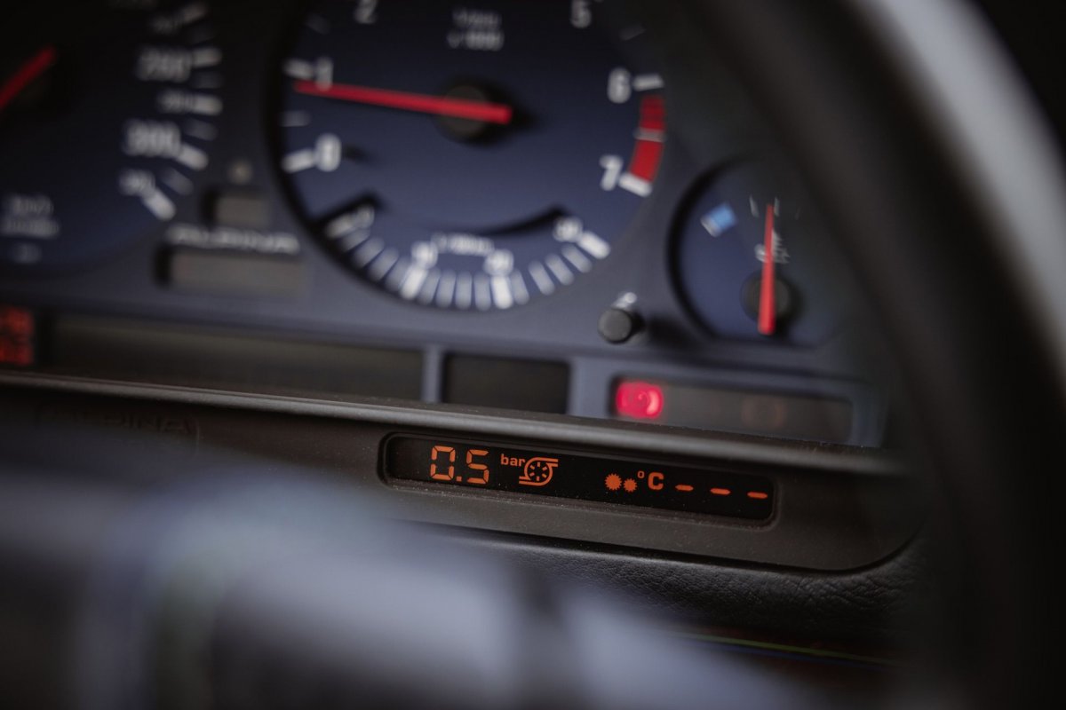 alpina-b10-e34-31.jpg
