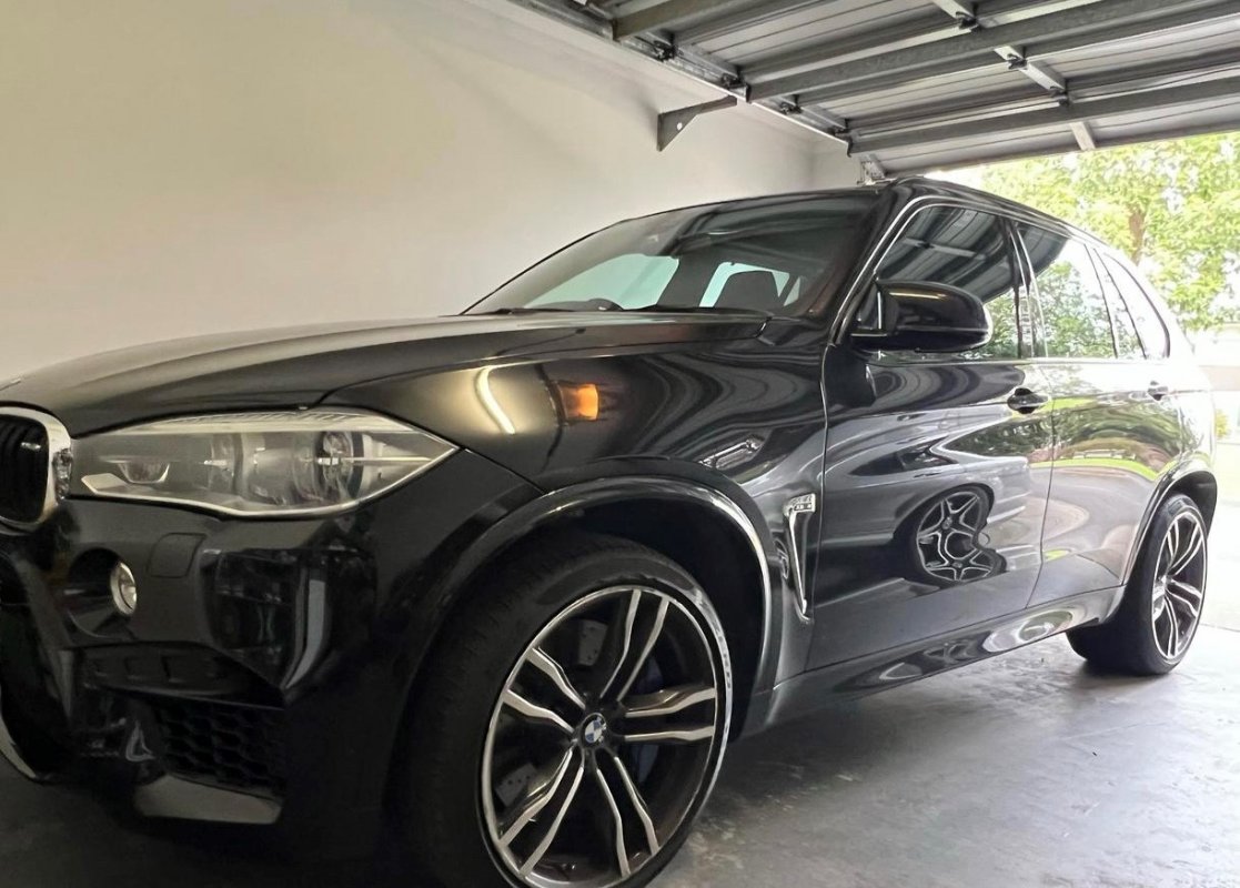 x5m1.jpg