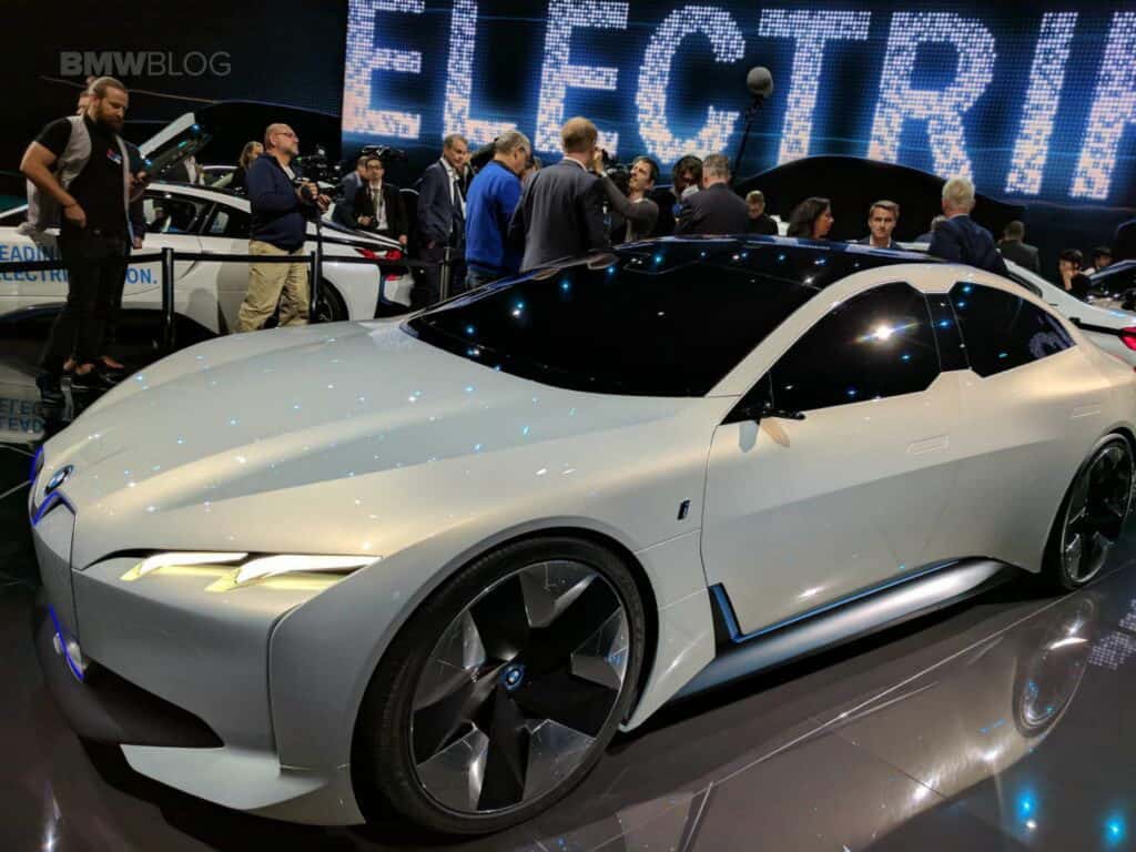 BMW-i-Vision-Dynamics-Frankfurt-02-1024x768.jpg