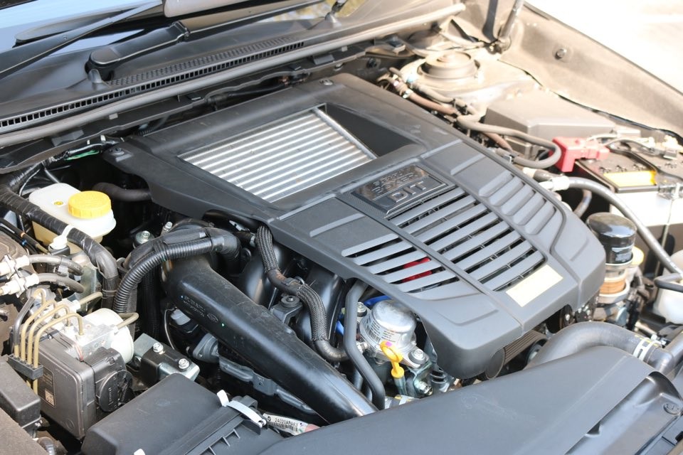 engine1_5408957782.jpg