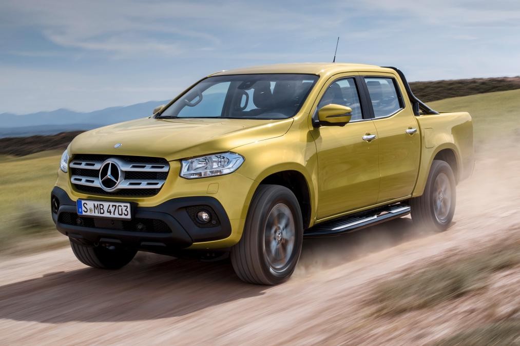 1mercedesxclass_2516175610.jpg