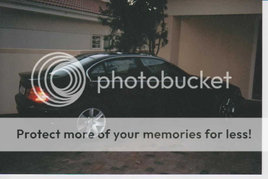 BMWe46320i.jpg