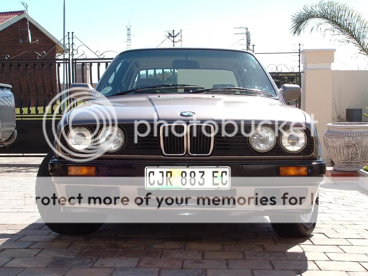 e30frontsmall.jpg