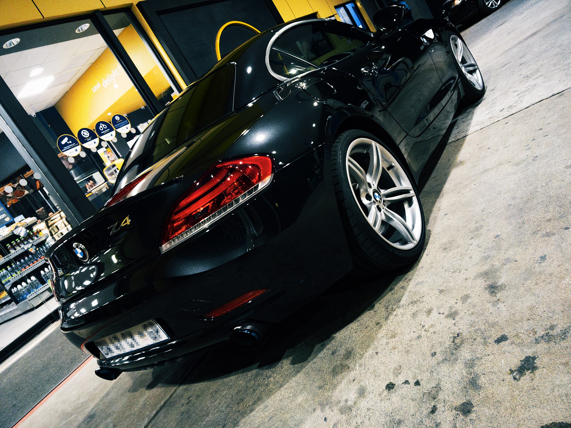 rear_2614134242.jpg