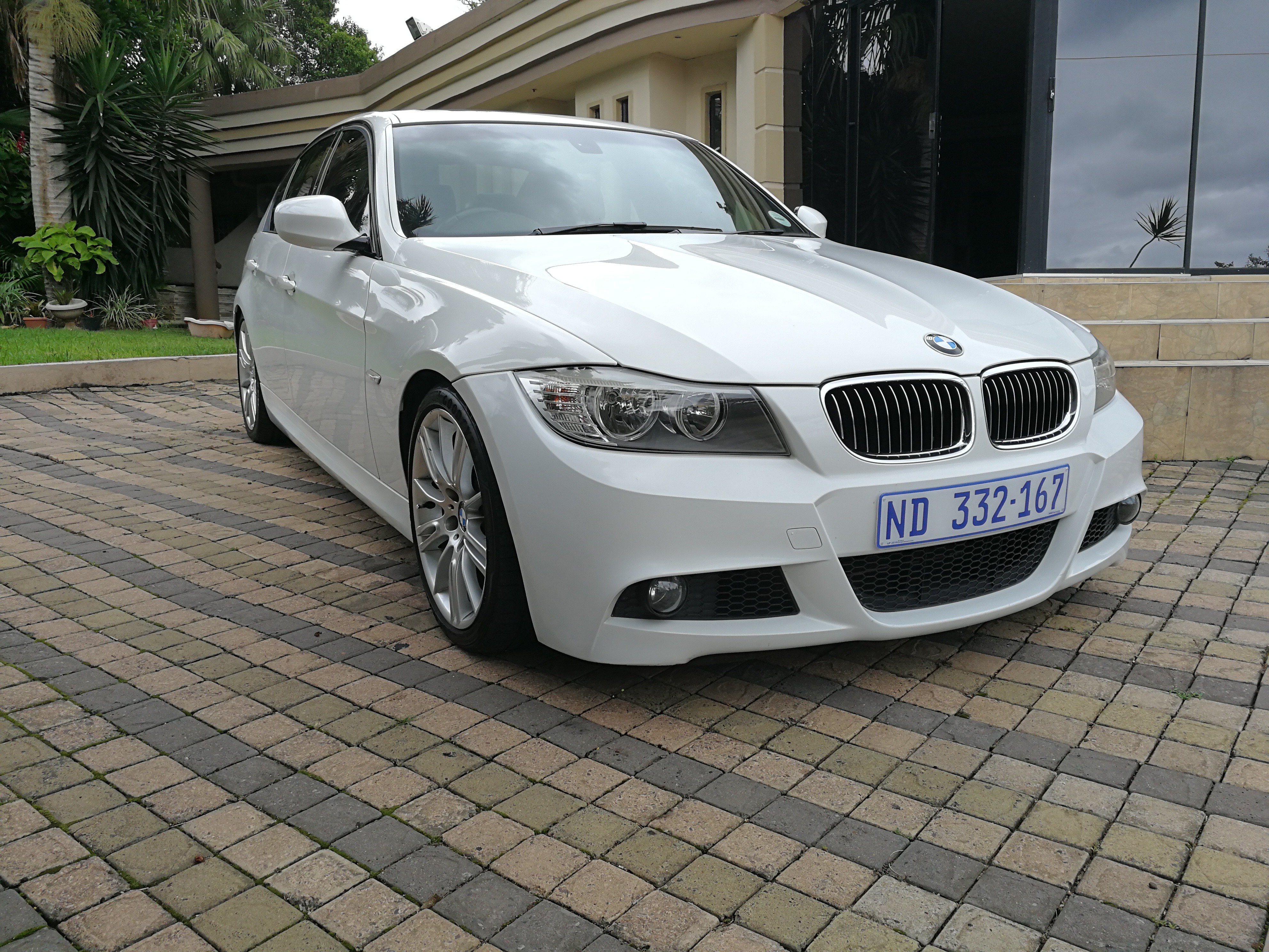 e90.1_9550494081.jpg