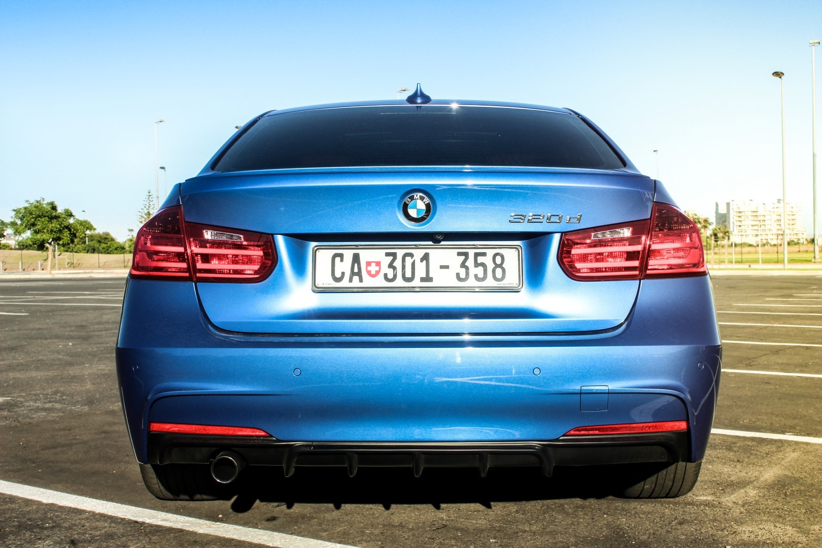 bmw back (large)_6179972323.jpg