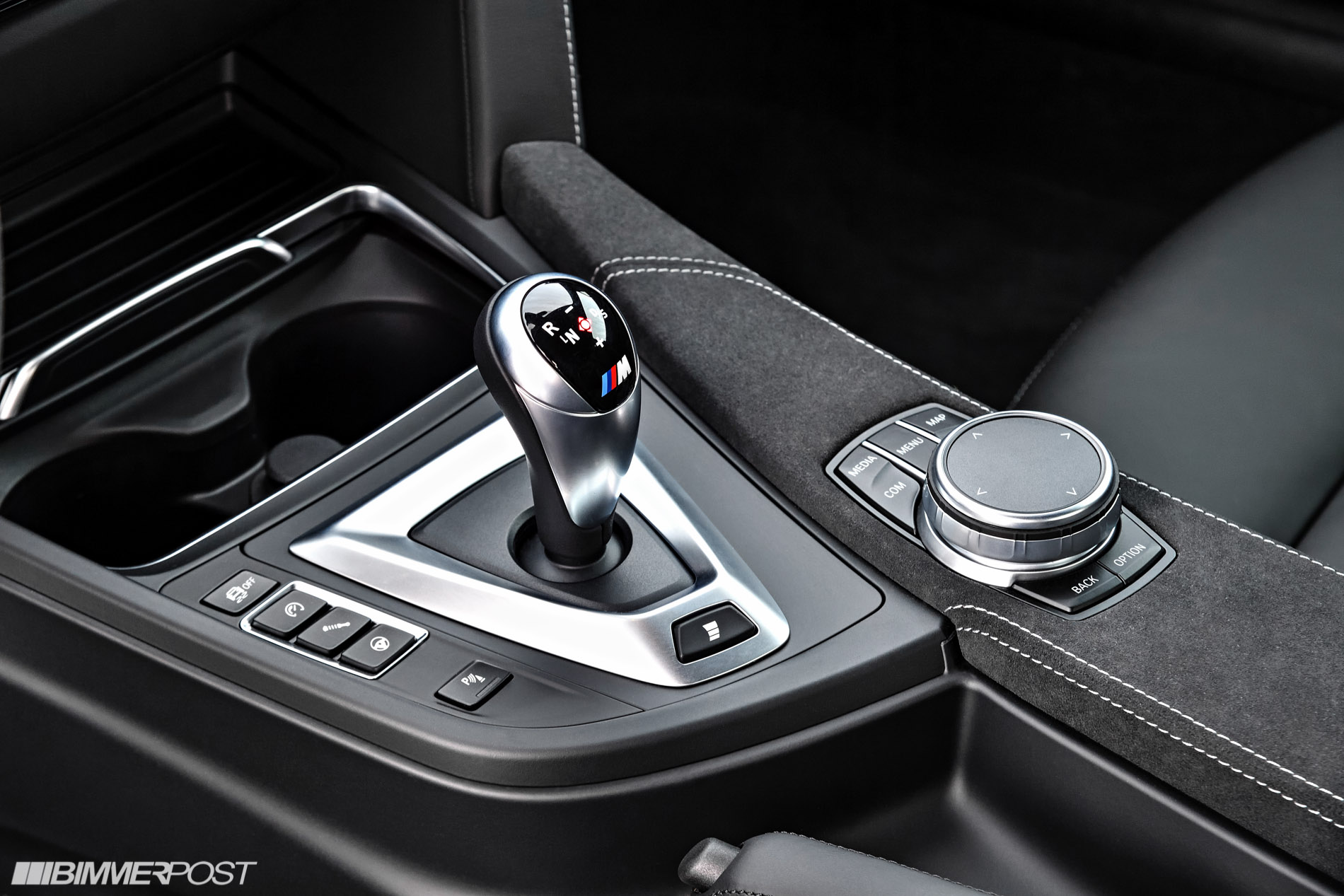 P90251065_highRes_the-new-bmw-m4-cs-04.jpg