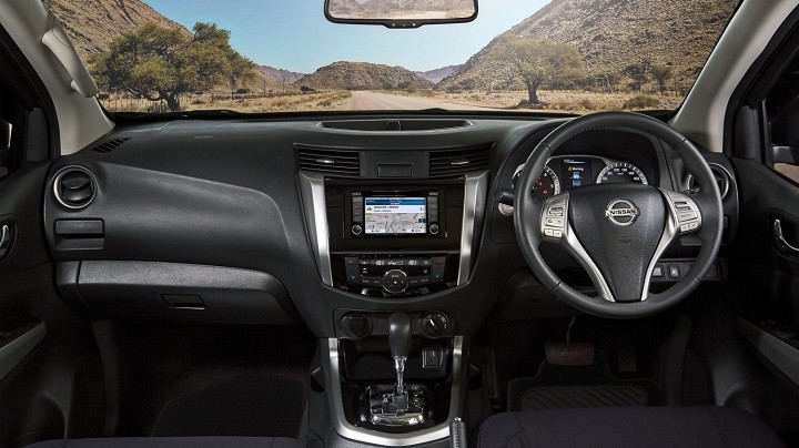 interior-of-the-2017-navara_675108269.jpg