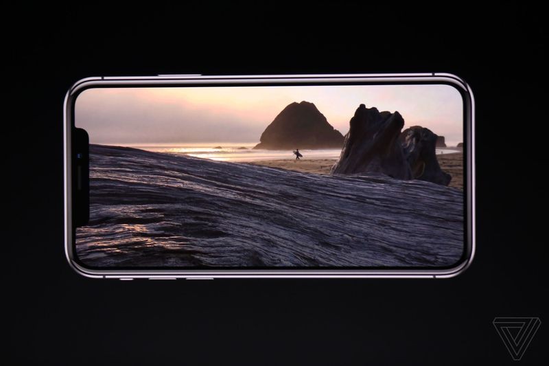 apple_iphone_2017_20170912_11838_2329276762.jpg
