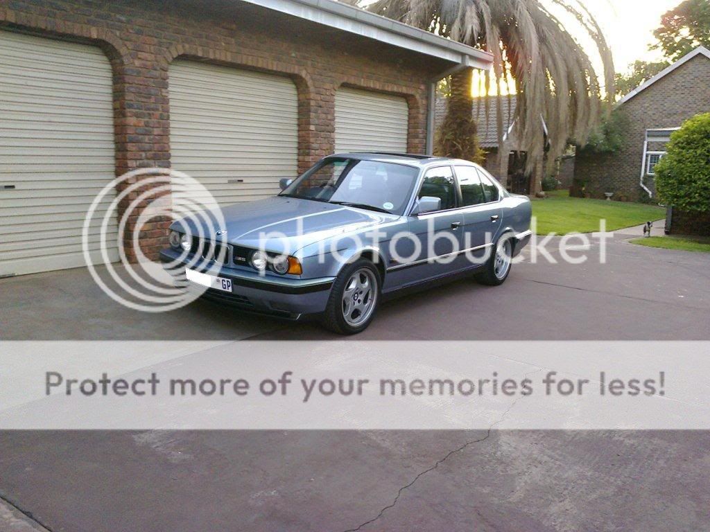 BlouM507c.jpg