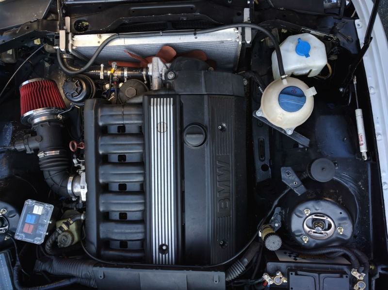 bmw_e30_engine_2862777244.jpg