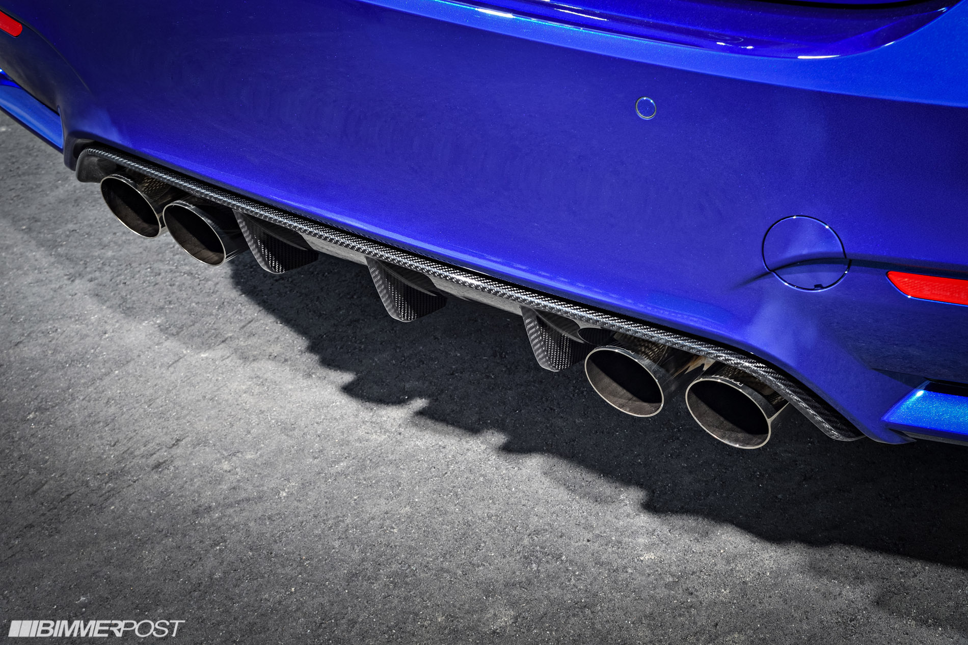 P90251053_highRes_the-new-bmw-m4-cs-04.jpg