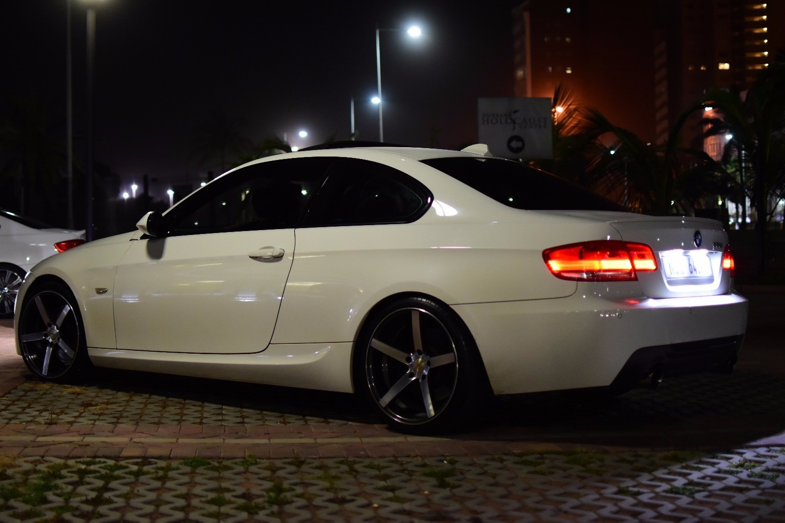 e92_4437441132.jpg