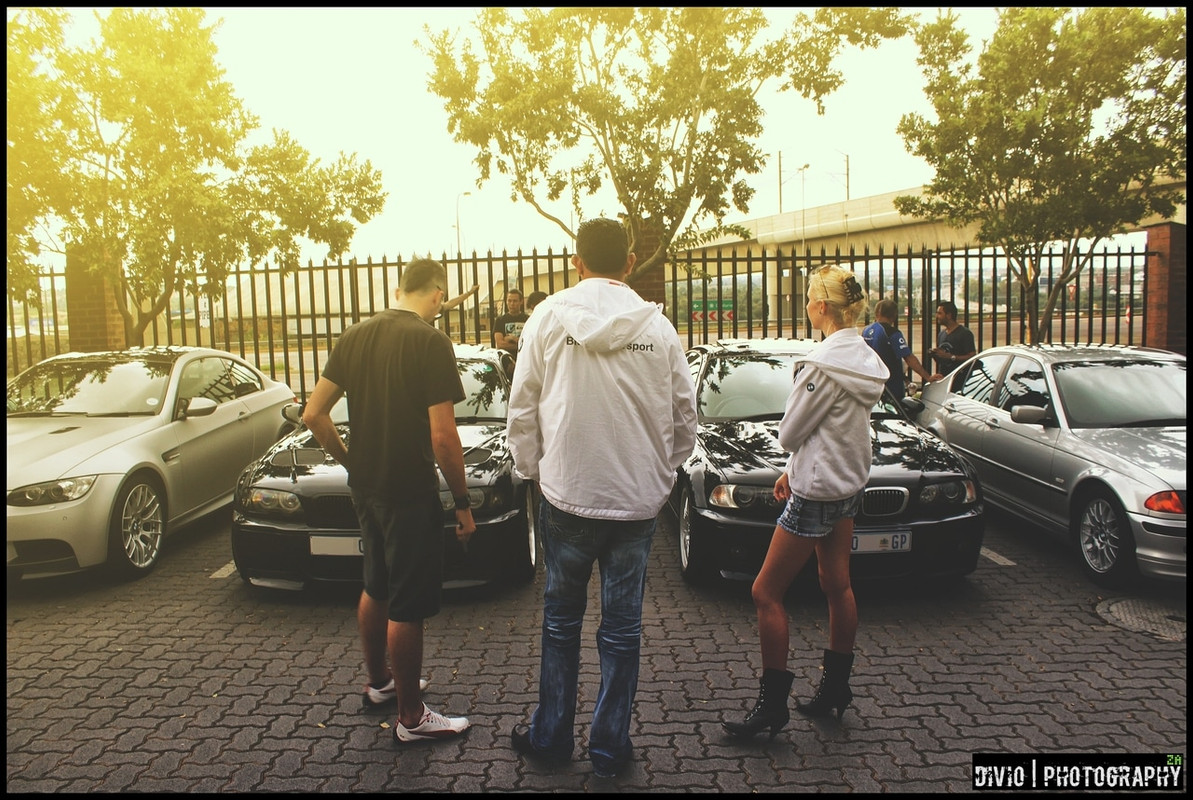 BMW_Fanatics_Carsn_Coffee_2014_Cent_Divio_photogr.jpg