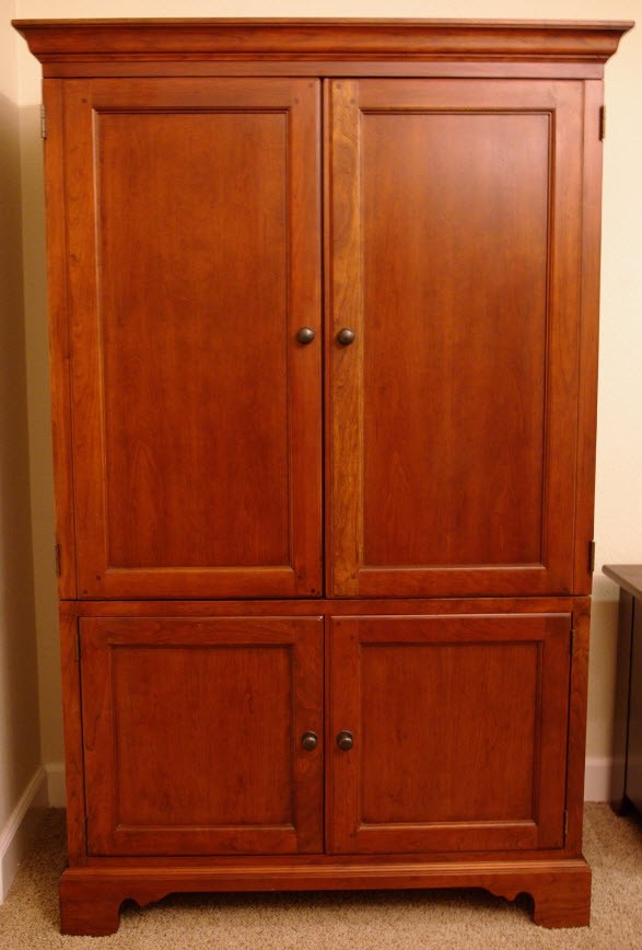 closet_518645122.jpg